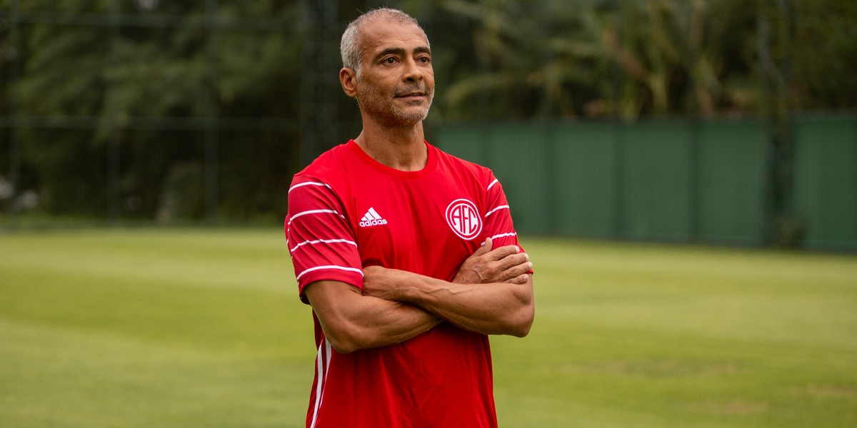 Presidente do America-RJ, Romário é inscrito na segunda divisão do Carioca