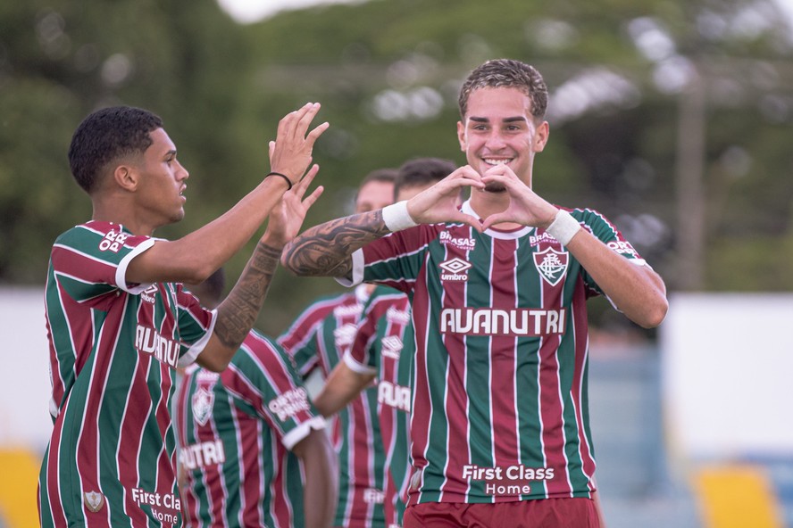 Agner fez dois gols e foi o destaque da estreia do Fluminense na Copinha