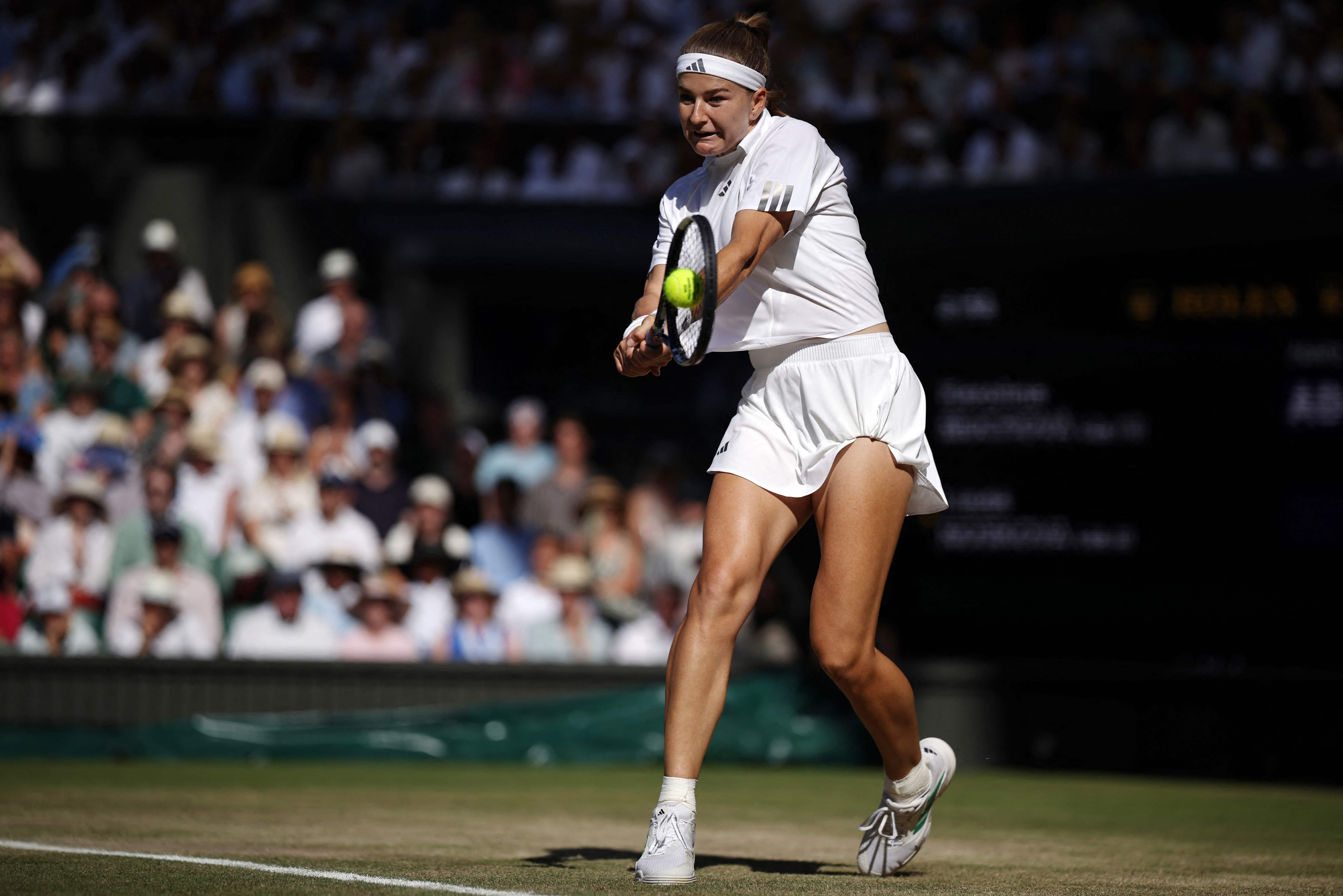 Linda Noskova é campeã inédita de Wimbledon