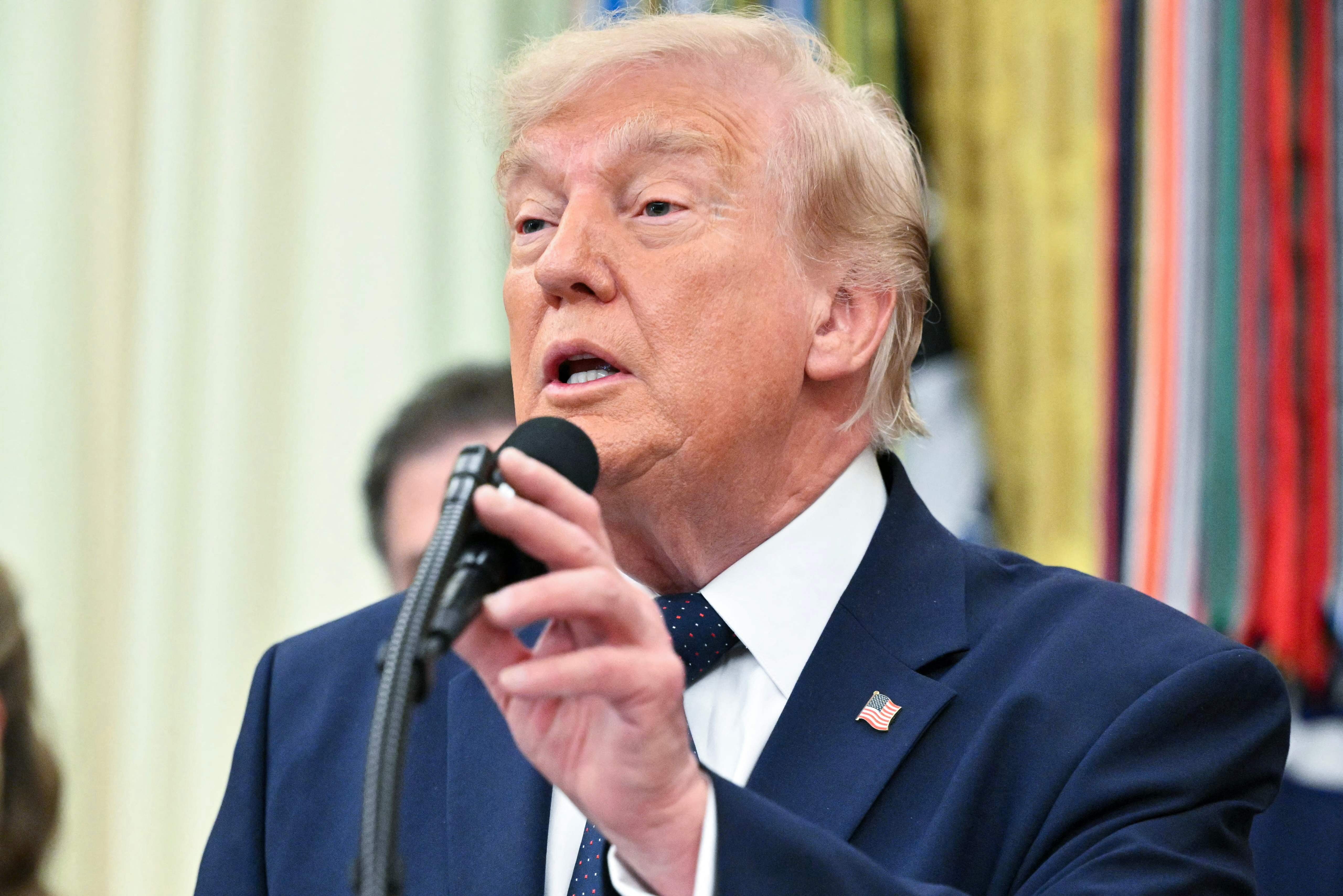 Trump ataca Espanha e Irã em meio a tensões na Otan