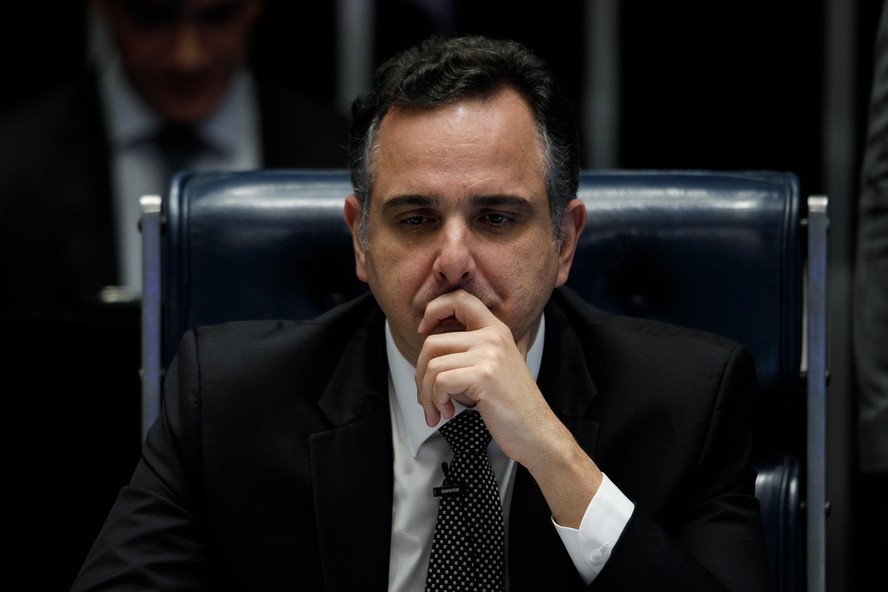 Rodrigo Pacheco anuncia saída da política e descarta candidatura em Minas