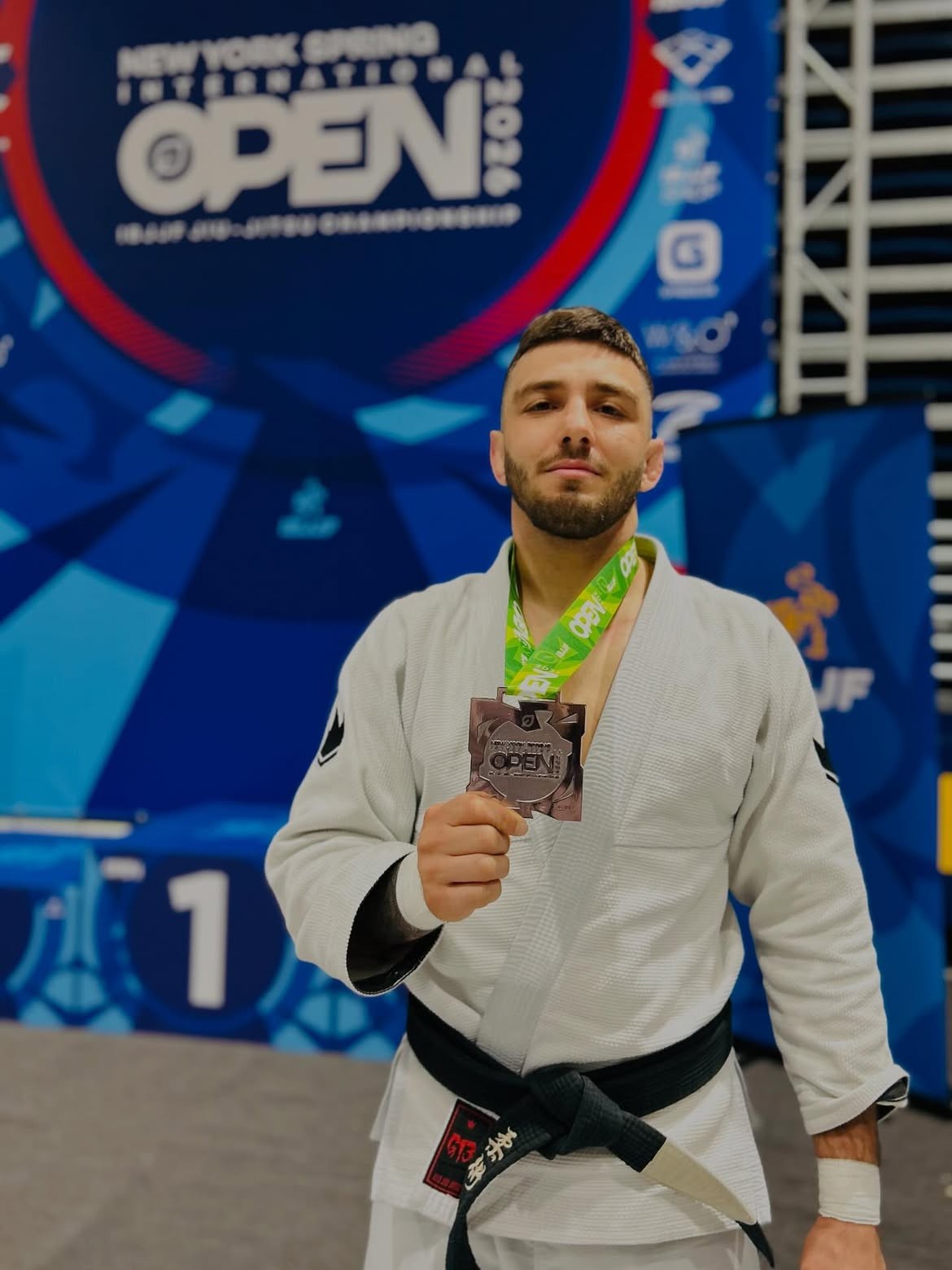 Thiago Brito: saiba quem é o professor brasileiro de jiu-jitsu detido pelo serviço de imigração dos EUA - QTU Questões do Universo