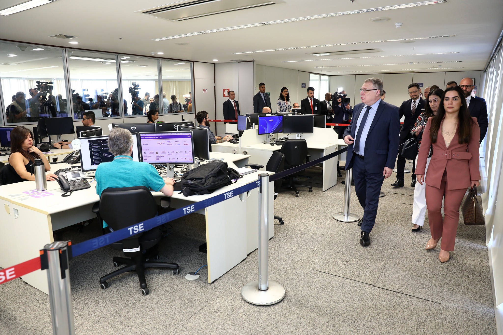 Sala de apuração do TSE deve receber cerca de 150 funcionários para monitorar totalização de votos - Foto