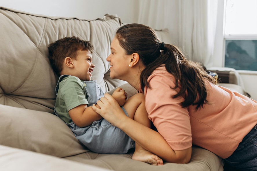 Rir fortale vínculos familiares