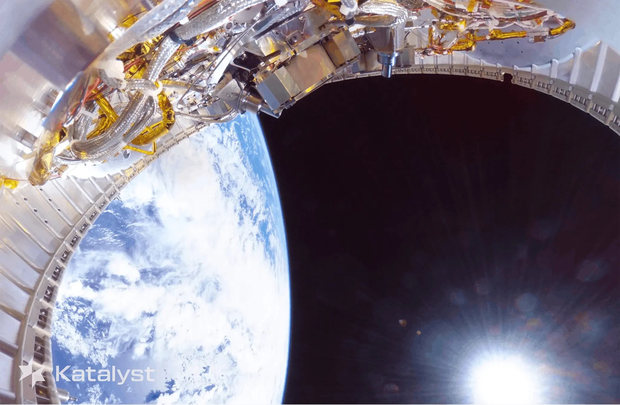 Nave enviada para salvar telescópio da Nasa entra em rotação descontrolada e ameaça missão - QTU Questões do Universo