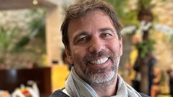 Marcelo Faria fala do trabalho em peça e do novo casamento