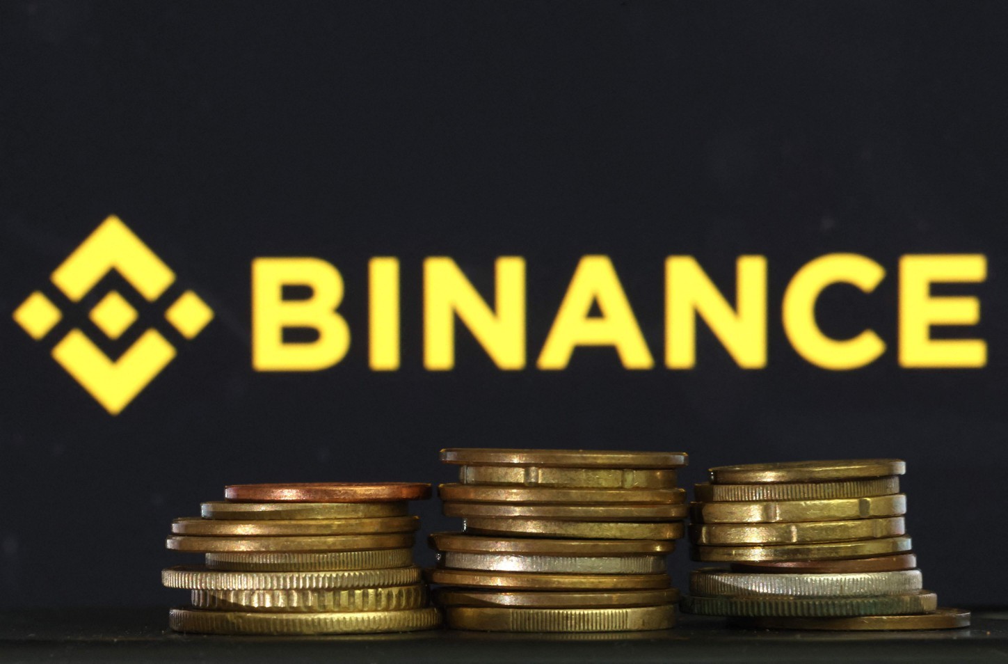 Tem conta na Binance? Saiba quais são seus direitos e como agir após o ataque que desviou R$ 34 bi da corretora