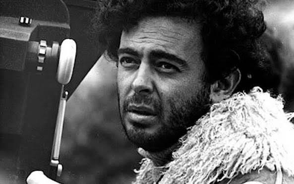 Livro revela como Glauber Rocha convenceu censor a liberar 'Terra em transe' na ditadura