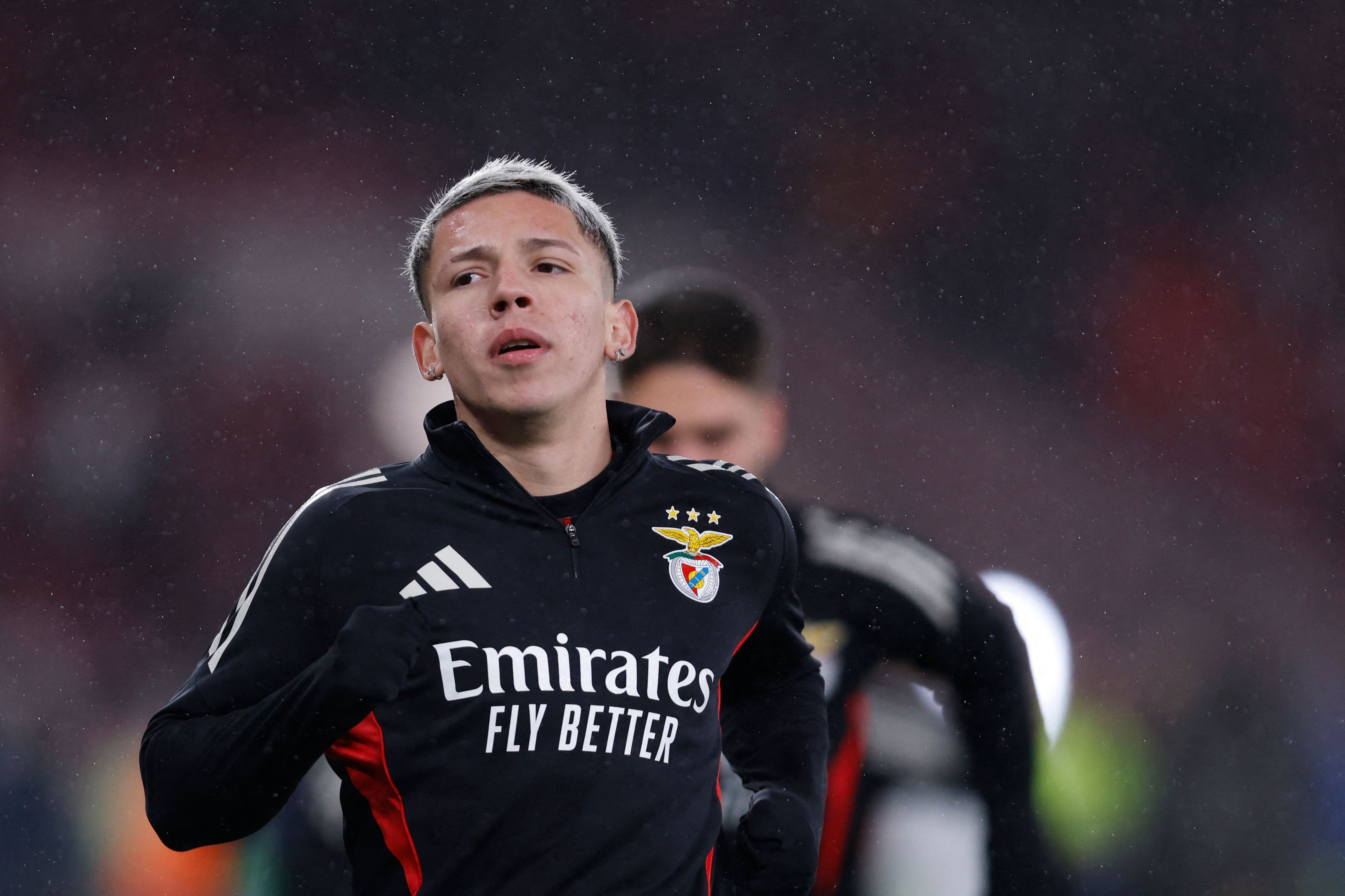Benfica sofre golpe com suspensão de Prestianni por racismo contra Vinícius Jr.