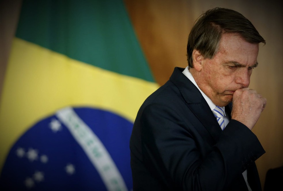 Jair Bolsonaro, presidente da República durante a pandemia, constantemente questionava a eficácia do lockdown e do uso das máscaras — Foto: Cristiano Mariz / Agência O Globo