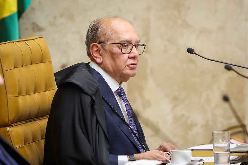Gilmar Mendes determina que somente PGR pode pedir impeachment de ministros do STF