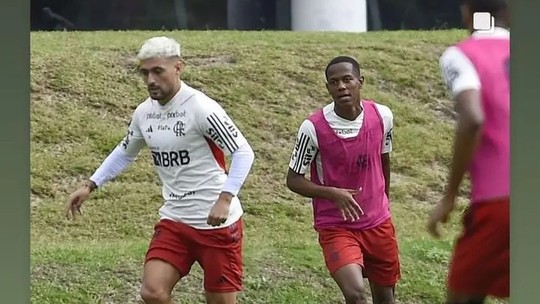 Com Flamengo em turbulência, Arrascaeta 'se escala' e avisa: 'Juntos somos mais fortes'