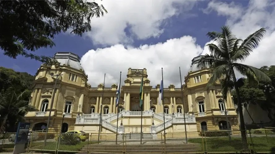 A tensão no Palácio Guanabara com o julgamento de Castro no TSE