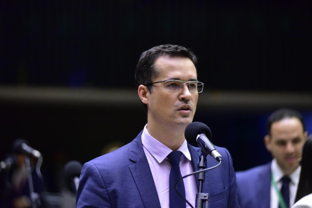 ⚖️ TSE mantém campanha de Deltan suspensa