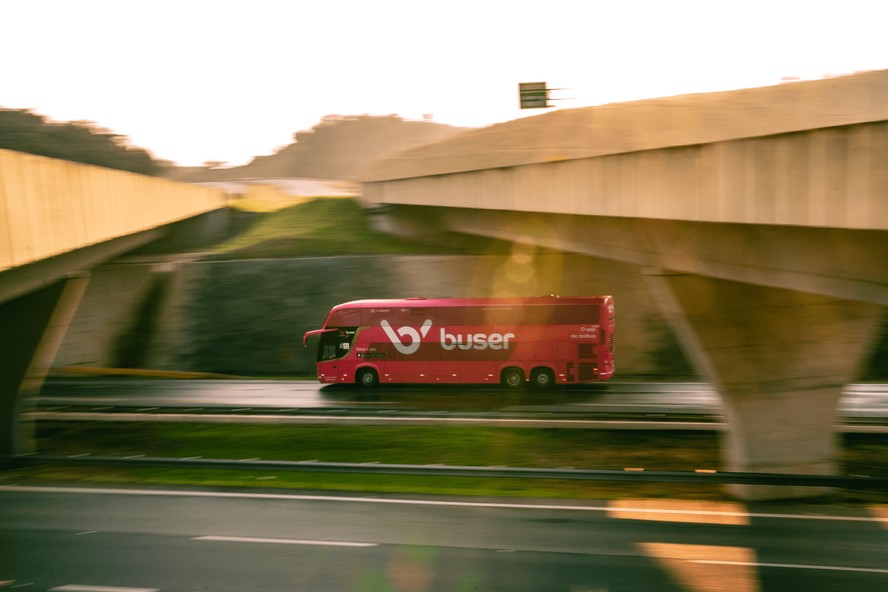 Ônibus da Buser