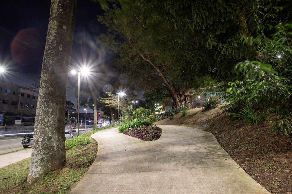 Só 20% das lâmpadas de rua são de LED: conversão pode render R$ 5 bi ...