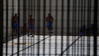 O Complexo da Papuda possui capacidade para cerca de 5.300 detentos, mas, assim como outros presídios do país, enfrenta problemas de superlotação — Foto: Daniel Marenco