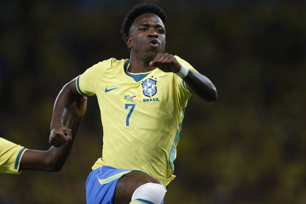 Vini Jr, em preparação da Seleção Brasileira para a Copa do Mundo 2026 — Foto: Alexandre Cassiano/Agência O Globo