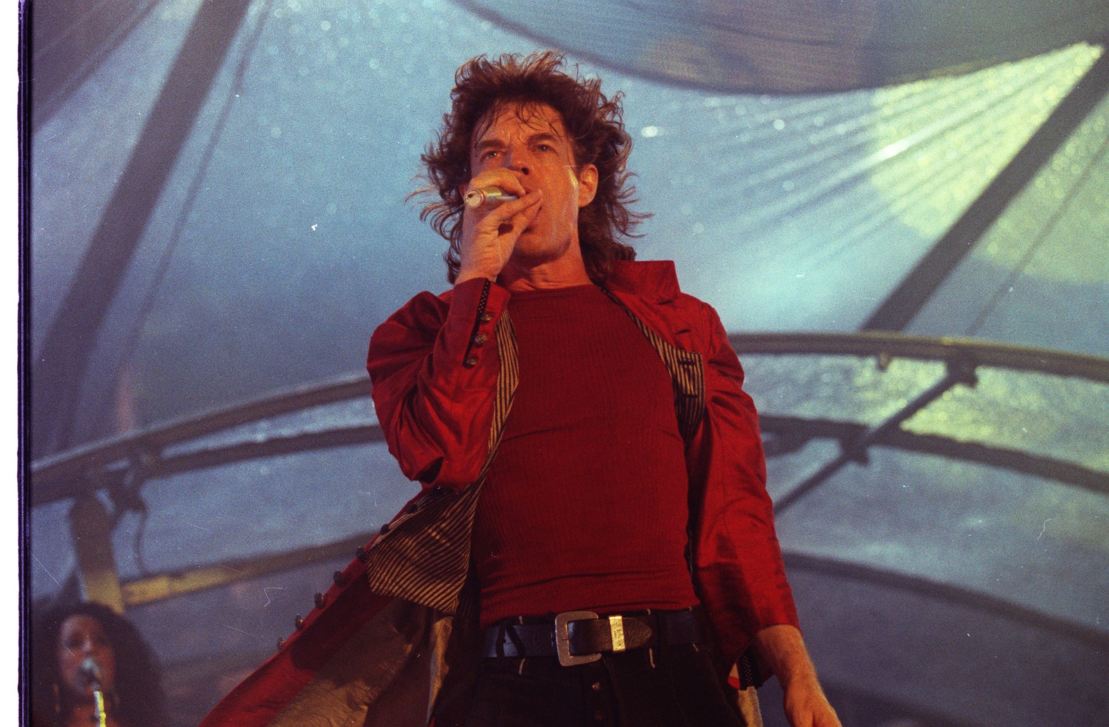Mick Jagger em show no Maracanã, em 1995. — Foto: Ivo Gonzalez / Agência O Globo 