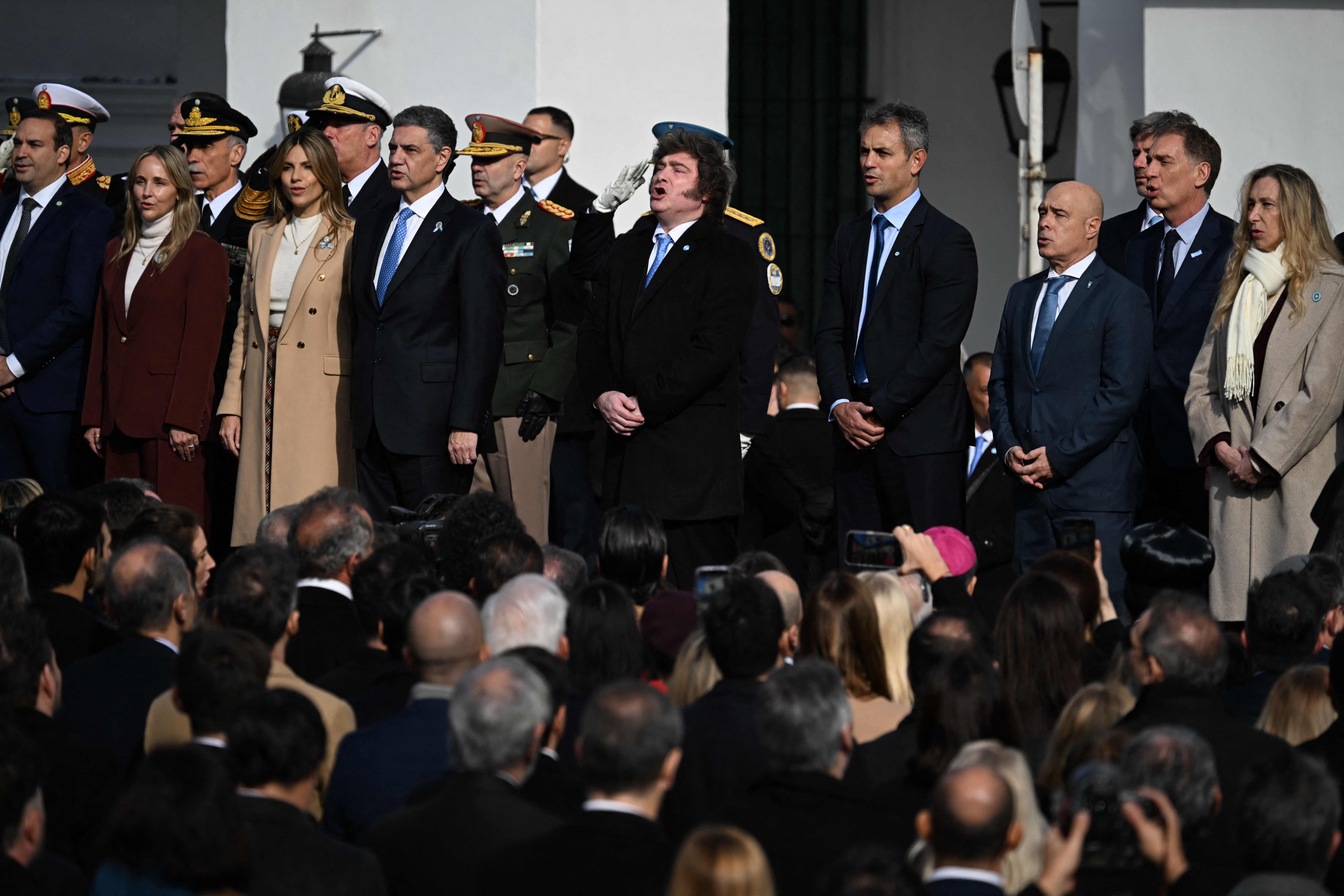 Igreja Católica adverte governo Milei por crise social e pede união da classe política na Argentina