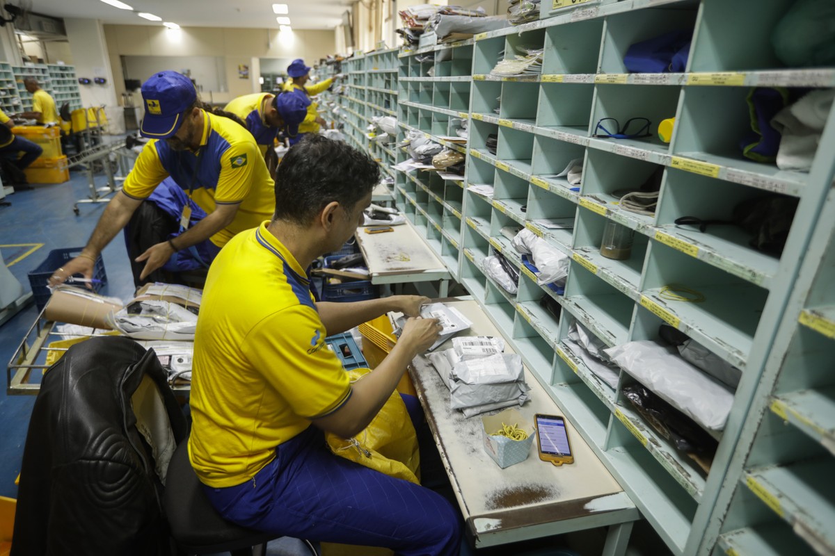 Concurso dos correios: calculadora do globo mostra pontuação nas provas