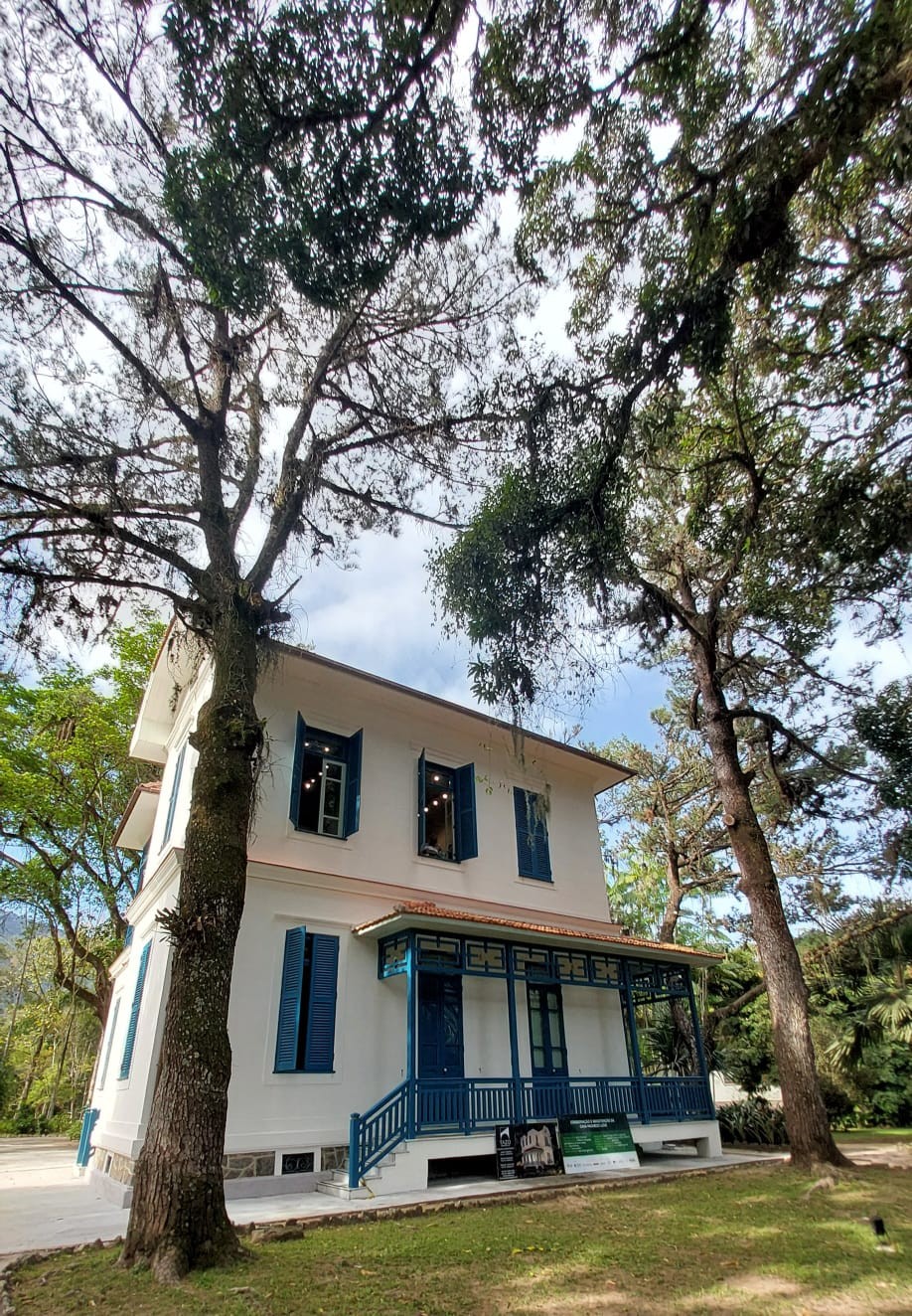 Exposição sobre a rota do chá reinaugura Casa Pacheco Leão, no Jardim Botânico