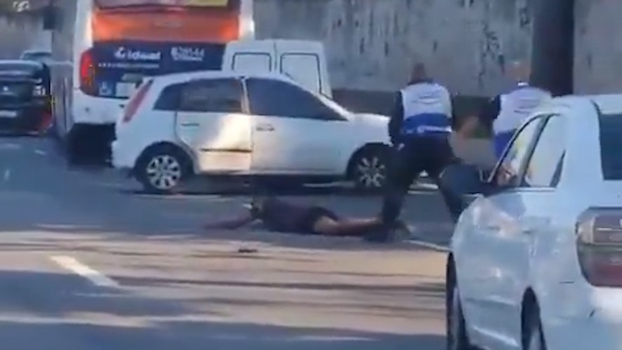 Homem rouba caminhão na Avenida Brasil, troca tiros com a polícia e é ...