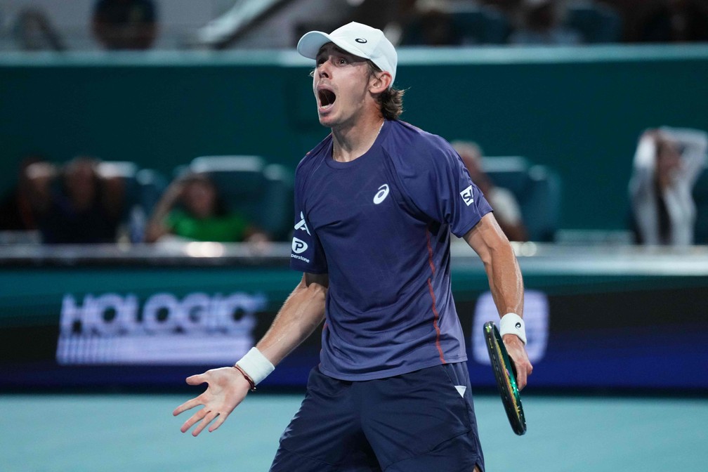 Alex de Minaur venceu João Fonseca — Foto: Rich Storry/Getty Images/AFP