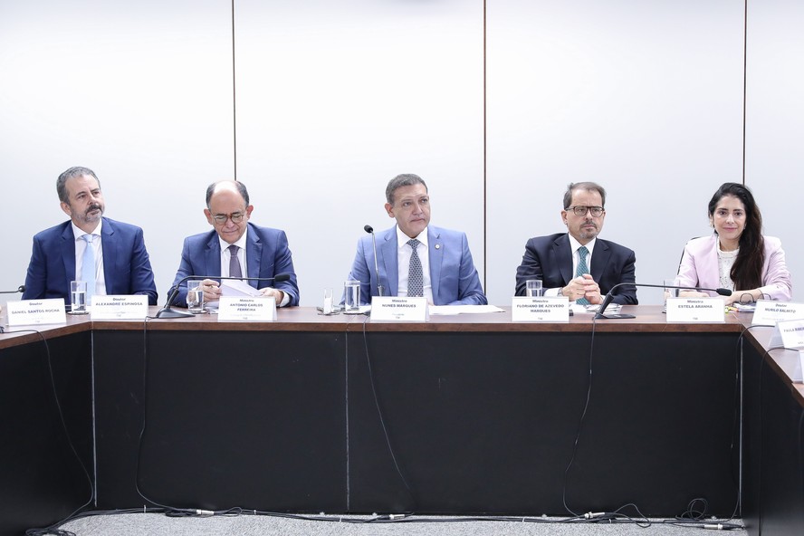 Brazil Pollsters Criticize TSE Plan to Reward Election Survey Accuracy