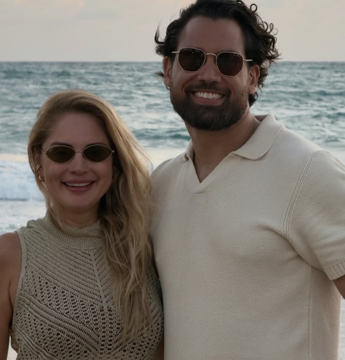 Representante da região Norte, Brigido namora Adriane Façanha, com quem postou fotos românticas no Ano Novo pouco antes da entrada na casa — Foto: reprodução