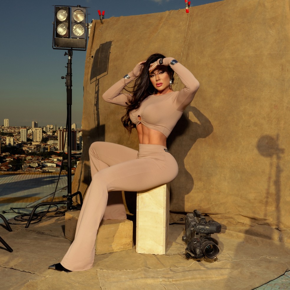 Juju Salimeni lan&ccedil;ou a sua marca de roupas: a AVVA Collection &mdash; Foto: Divulga&ccedil;&atilde;o Levi Cruz