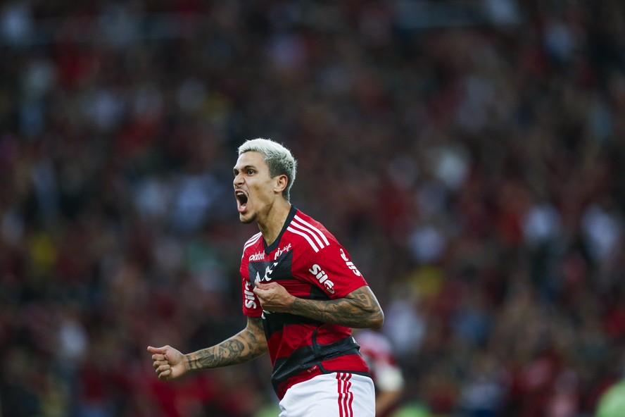 Flamengo mira a contratação de novo zagueiro para 2023