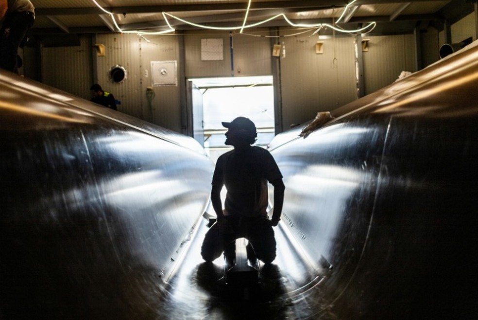 Sistemas de energia solar, eólica e cinética alimentarão todas as operações a bordo, incluindo os sistemas de controle e eletrônicos, sem depender de motores a combustão — Foto: Divulgação/Ferrari