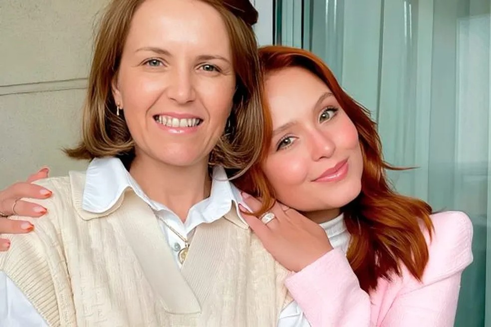 Silvana Taques e Larissa Manoela — Foto: Reprodução/Instagram