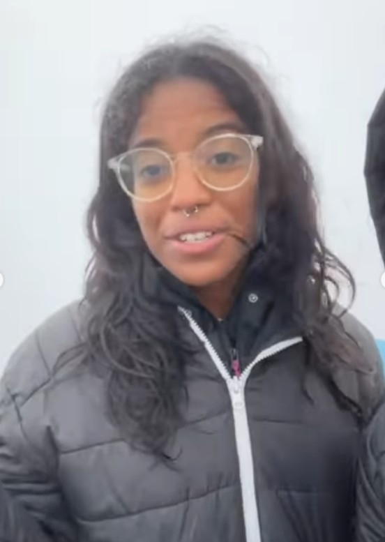 Juliana Marins durante trilha no Monte Rinjani — Foto: Instagram