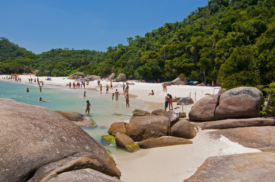 Ilha do Campeche, em Florianópolis; cidade é o principal destino dos argentinos no Brasil, que passou a usar o pix como forma de pagamento