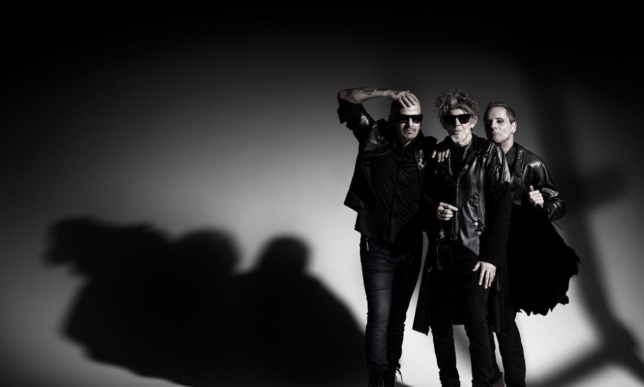 Titãs levam o show 'Cabeça dinossauro 40 anos' ao dia do rock