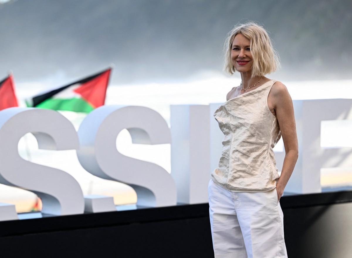 Homenageada em San Sebastián, Naomi Watts diz que tem 'fome' de papéis arriscados