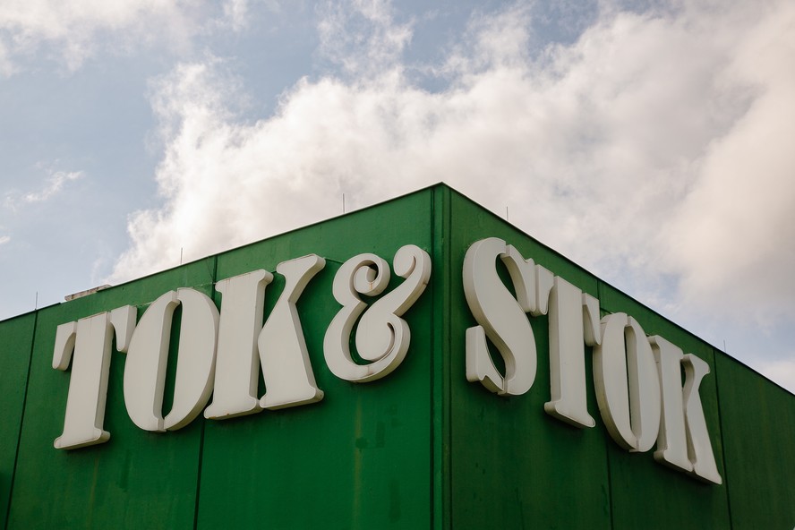 Tok&Stok e Mobly, grandes varejistas de móveis brasileiras, iniciam  conversas para fusão