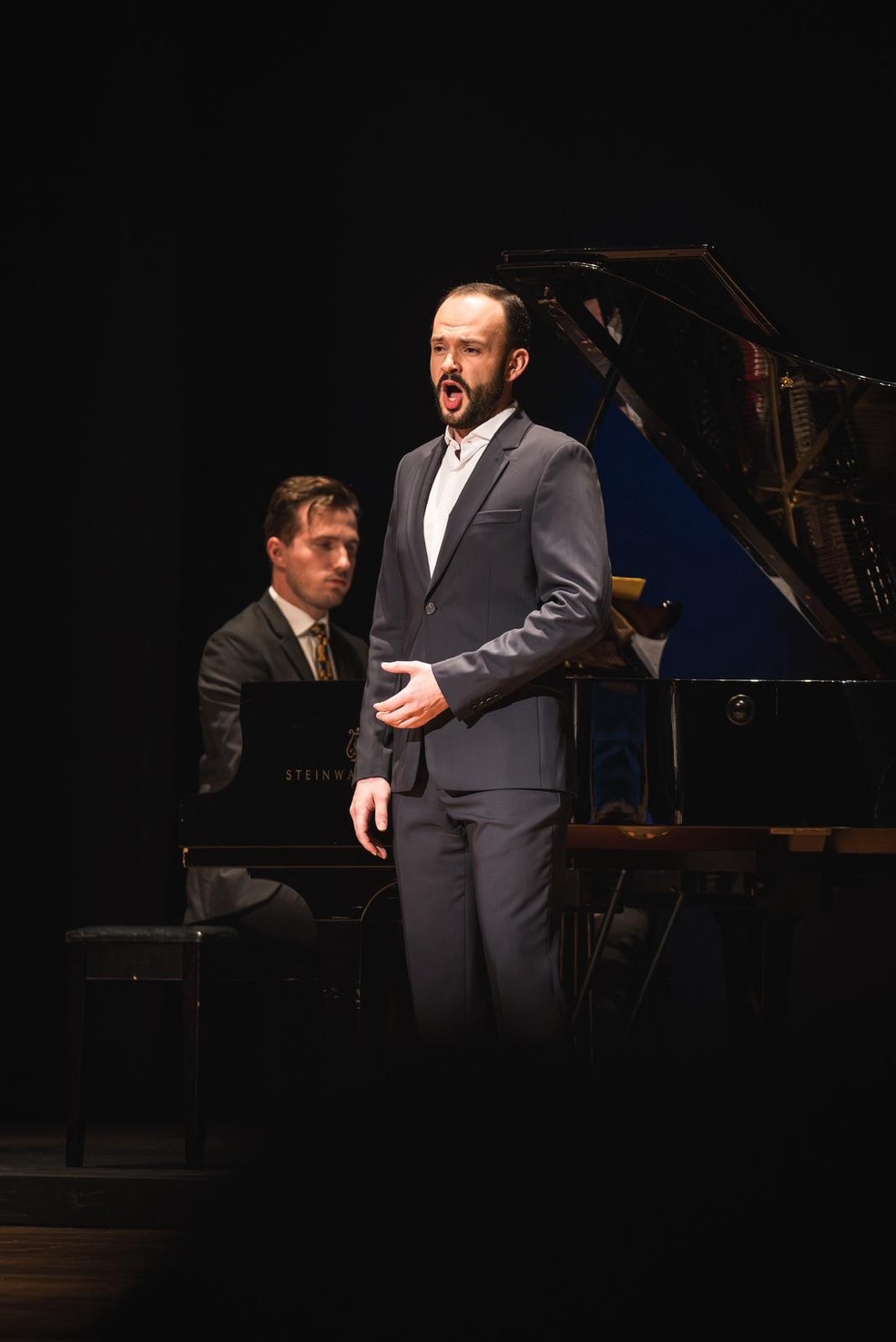 Brasileiro vence concurso de ópera em Paris e defende 'renovação' do ...