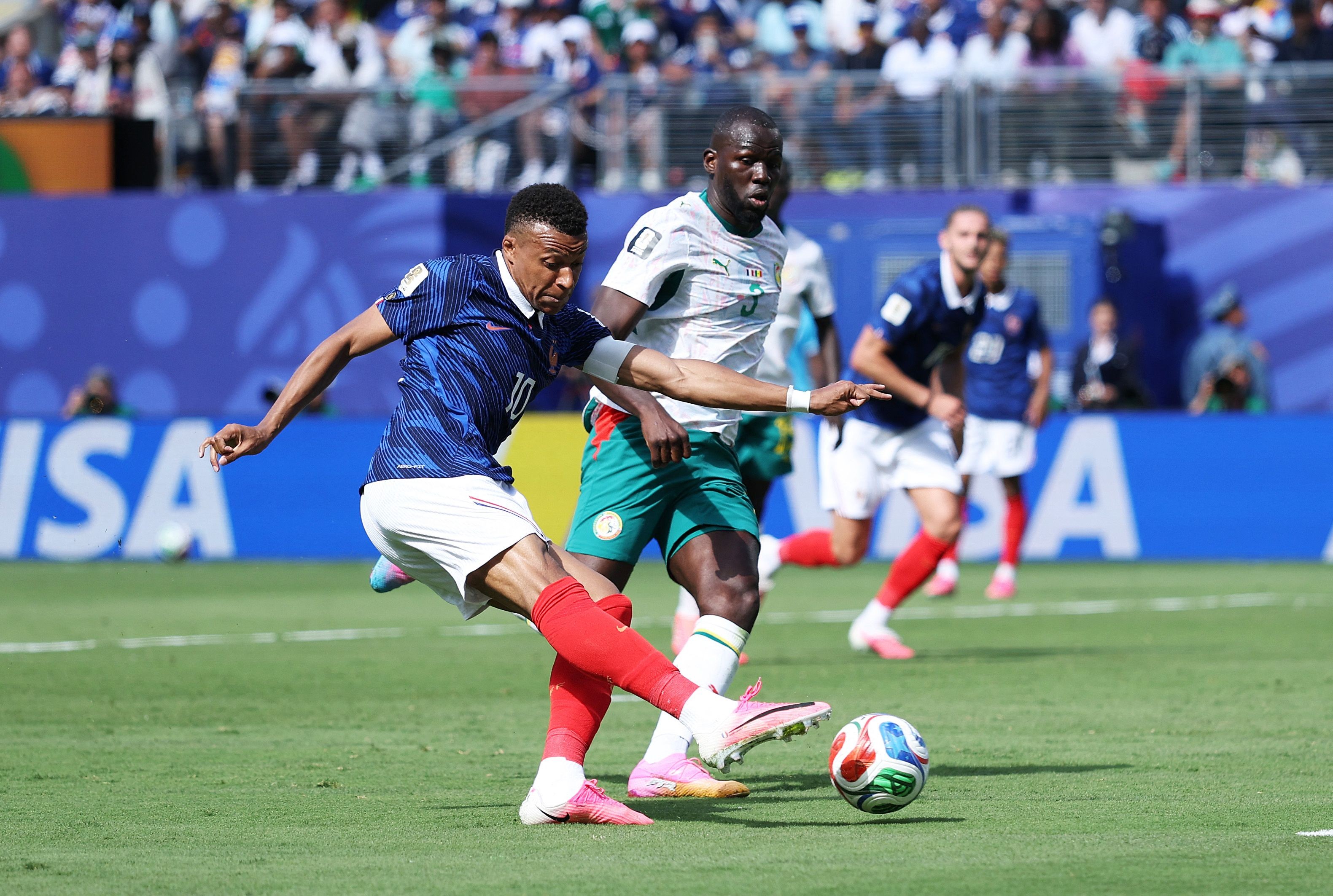 França 2 x 0 Senegal: Barcola e Mbappé marcam para os franceses; siga ao vivo