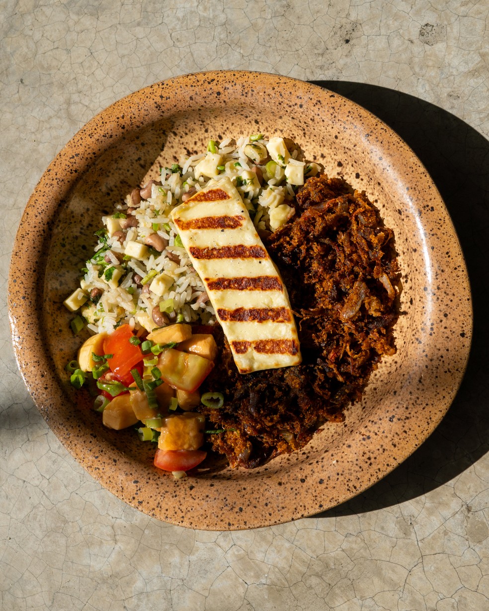 Fitó: Pedida clássica, a paçoca custa R$ 98 na casa da chef Cafira Foz — Foto: Reprodução