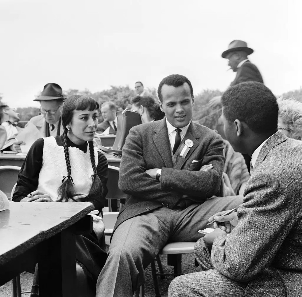 Morre o ator, cantor e ativista Harry Belafonte, aos 96 anos
