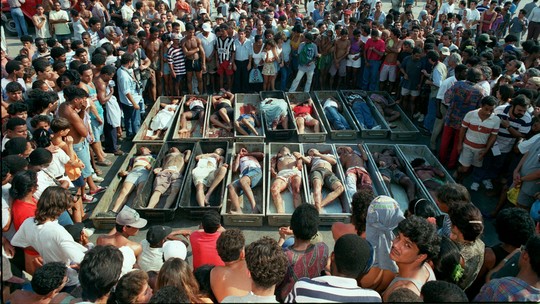 Vigário Geral: Fotos mostram crueldade de uma chacina que marcou o Rio, há 30 anos
