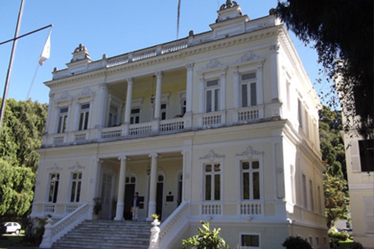 MPE pede suspensão de pesquisa suspeita de fraude em Petrópolis