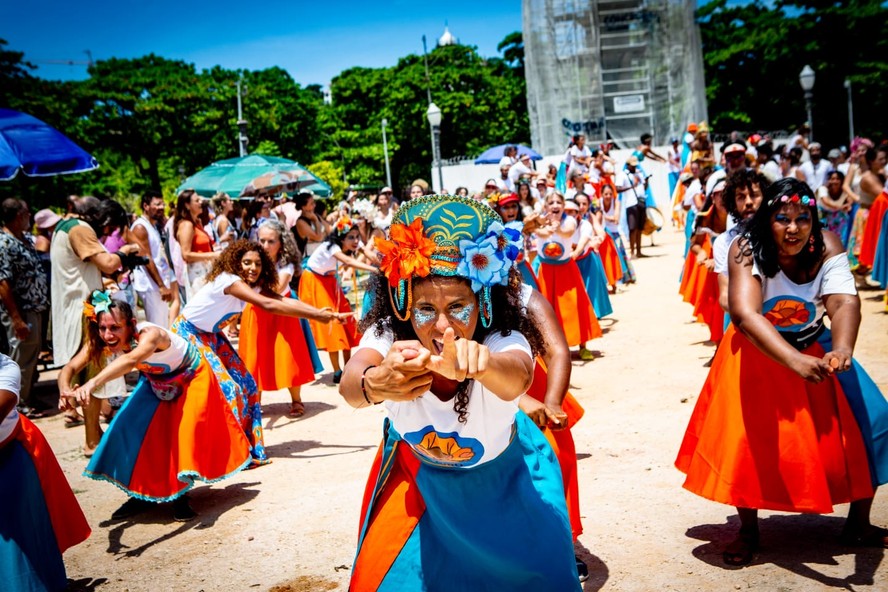 O bloco Gir&ocirc; vai ocupar a Pra&ccedil;a Paris antes do carnaval oficial
