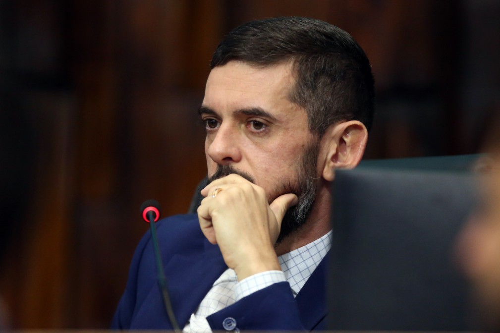 Troca de celular, imagens de câmera e remoção de objetos da residência: os motivos da prisão do presidente da Alerj, segundo a PF