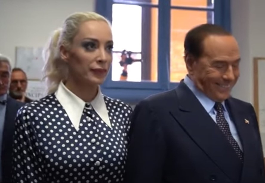 testamento-de-berlusconi-saiba-quem-marta-fascina-que-herdou-r-527