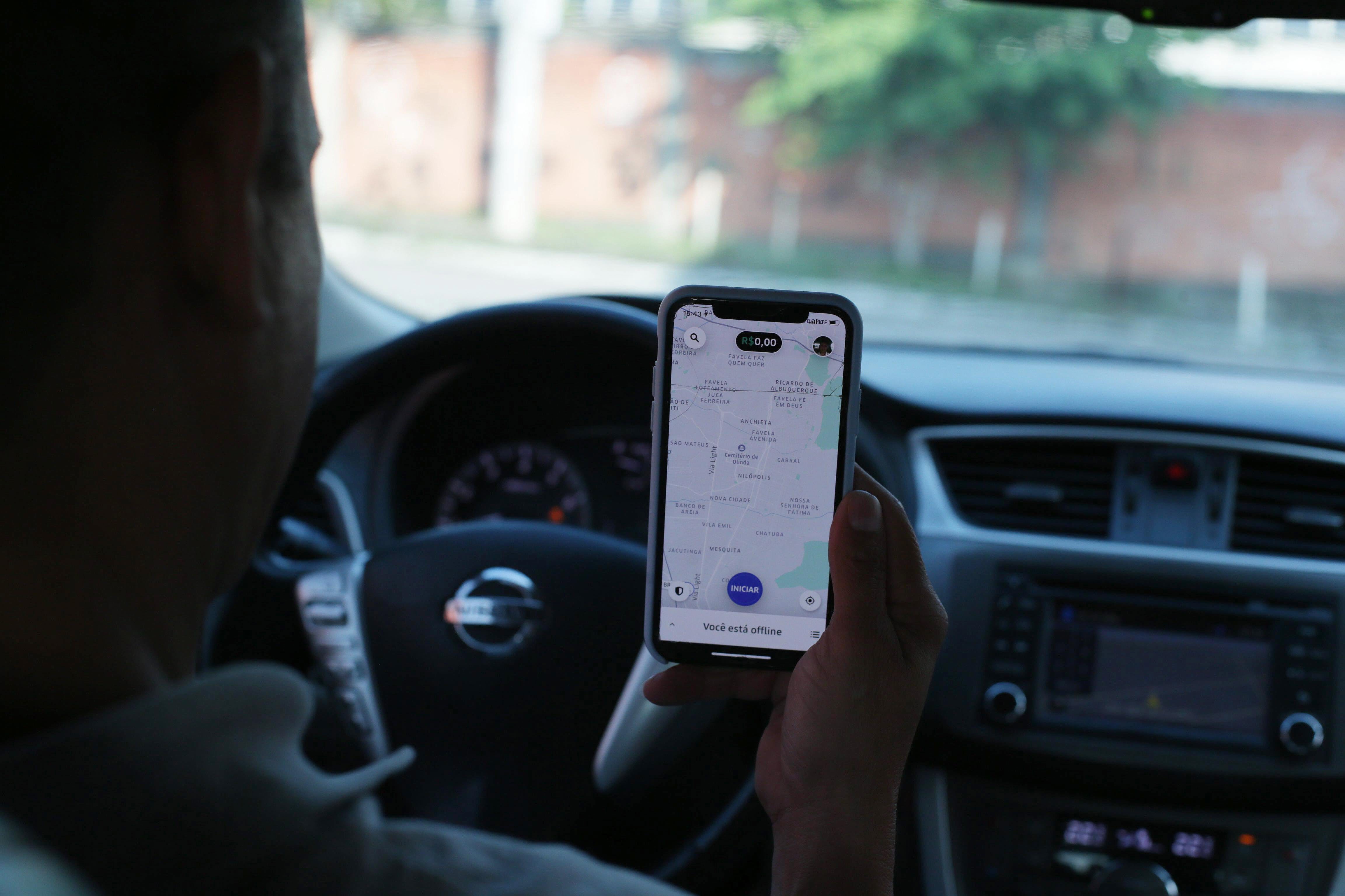 Programa de crédito para motoristas de apps e taxistas terá até R$ 30 bi
