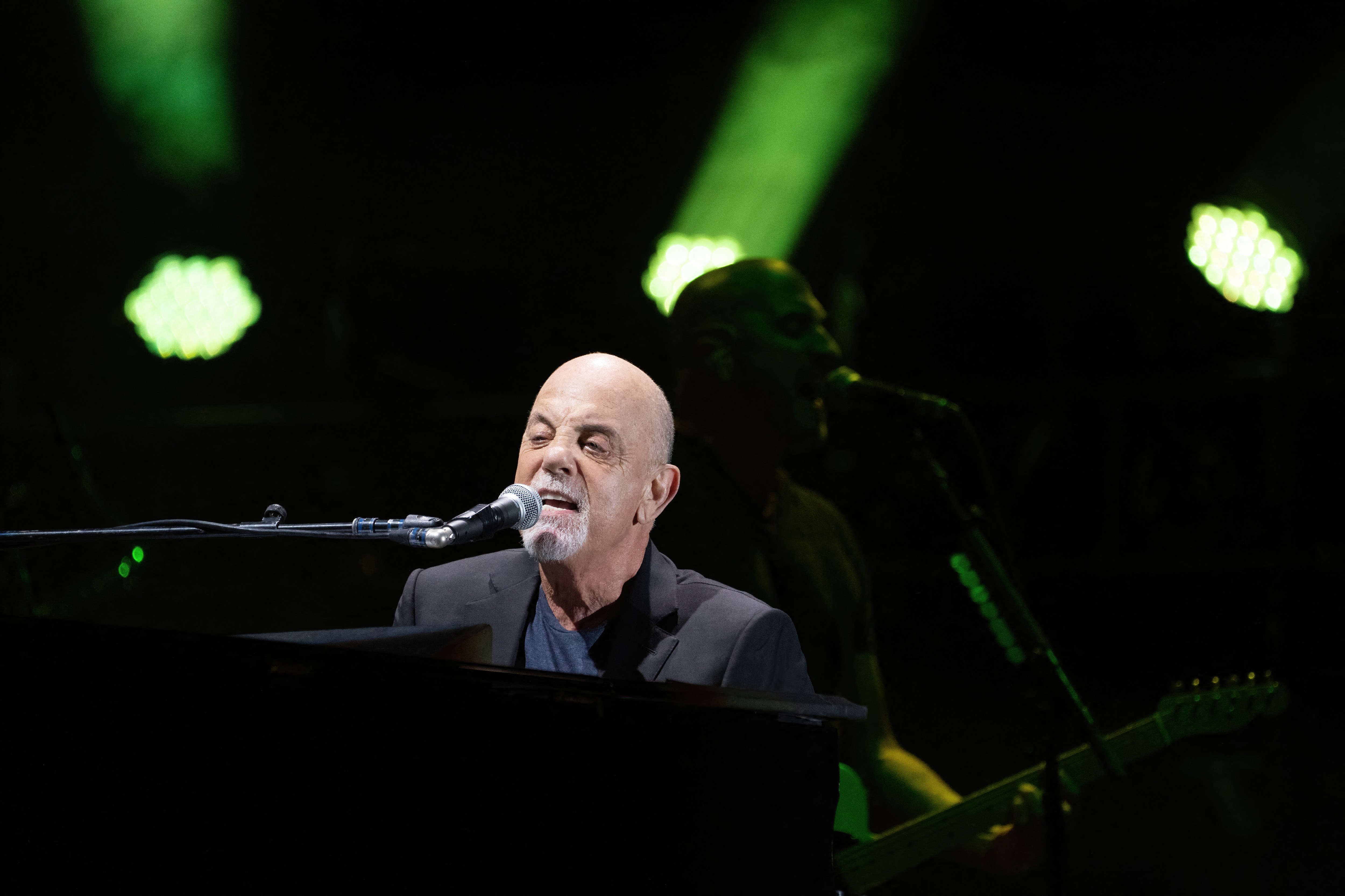 Billy Joel diz que não pode dirigir e tem futuro incerto nos palcos após diagnóstico